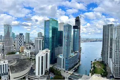 41 SE 5th St #2405, Miami, FL 33131 - Photo 15