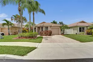 774 SW 120th Ave, Pembroke Pines, FL 33025 - Photo 3