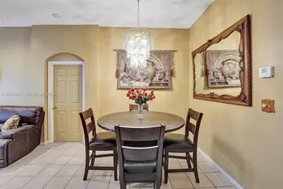 774 SW 120th Ave, Pembroke Pines, FL 33025 - Photo 15
