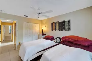 774 SW 120th Ave, Pembroke Pines, FL 33025 - Photo 29