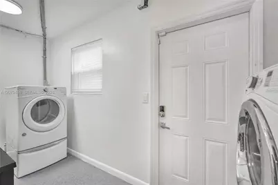 628 SW 4th St, Hallandale Beach, FL 33009 - Photo 21