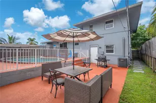 628 SW 4th St, Hallandale Beach, FL 33009 - Photo 27