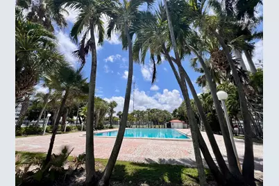 700 NW 214th St #411, Miami Gardens, FL 33169 - Photo 1
