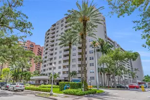 90 Edgewater Dr, Coral Gables, FL 33133 - Photo 13