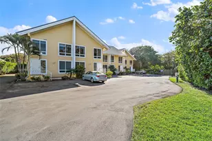 245 NE MacArthur Blvd, Hutchinson Island, FL 34996 - Photo 3