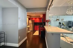 6039 Collins Ave, Miami Beach, FL 33140 - Photo 5