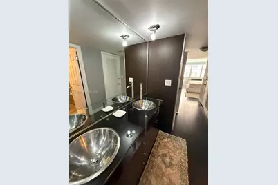 6039 Collins Ave #1505, Miami Beach, FL 33140 - Photo 15