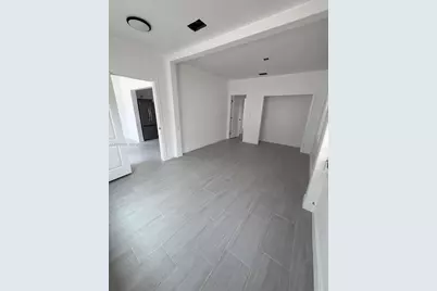 1154 NW 34th Ave #1, Miami, FL 33125 - Photo 9