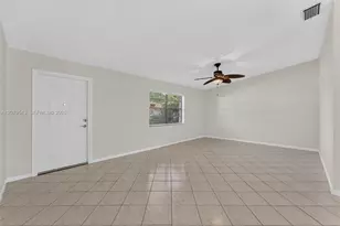 5736 SW 112th Terrace, Cooper City, FL 33330 - Photo 5