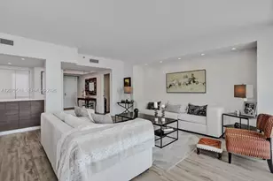 20281 E Country Club Dr, Aventura, FL 33180 - Photo 11