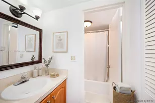 2899 Collins Ave, Miami Beach, FL 33140 - Photo 15