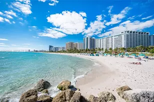 2899 Collins Ave, Miami Beach, FL 33140 - Photo 1