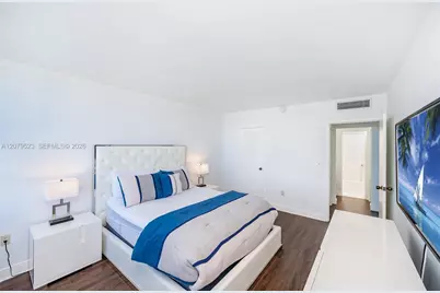 2899 Collins Ave #1505, Miami Beach, FL 33140 - Photo 19