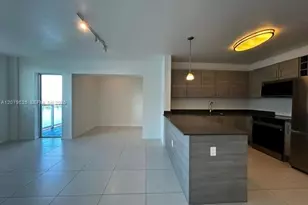 7525 E Treasure Dr, North Bay Village, FL 33141 - Photo 1