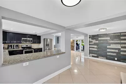 2518 Tortugas Ln, Fort Lauderdale, FL 33312 - Photo 37