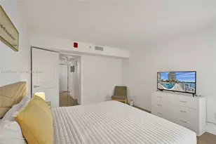 6820 Indian Creek Dr, Miami Beach, FL 33141 - Photo 15