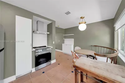 3145 Segovia St #-, Coral Gables, FL 33134 - Photo 11