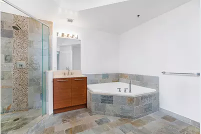 2641 N Flamingo Rd #2608N, Sunrise, FL 33323 - Photo 13