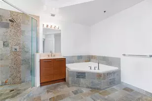 2641 N Flamingo Rd, Sunrise, FL 33323 - Photo 13