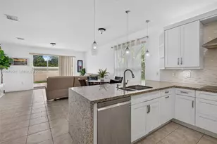 18051 SW 41st St, Miramar, FL 33029 - Photo 17