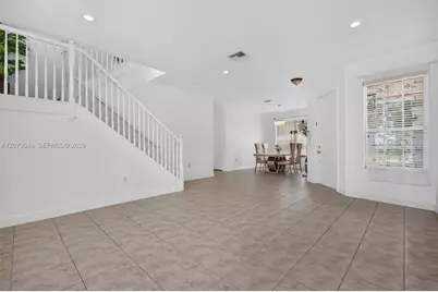 18051 SW 41st St, Miramar, FL 33029 - Photo 9