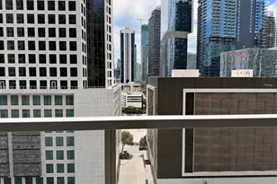 55 SE 6th St, Miami, FL 33131 - Photo 23