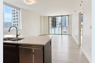55 SE 6th St #1510, Miami, FL 33131 - Photo 5
