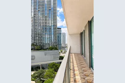 55 SE 6th St #1510, Miami, FL 33131 - Photo 17