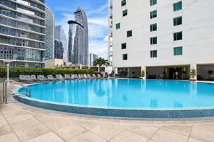 55 SE 6th St, Miami, FL 33131 - Photo 21