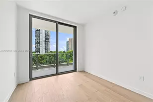 2200 Brickell Ave, Miami, FL 33129 - Photo 15