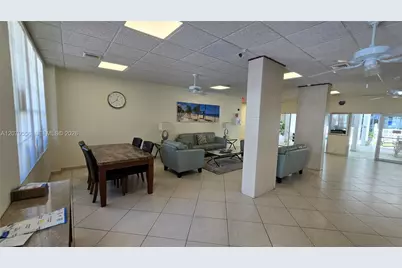 3000 Riomar St #703, Fort Lauderdale, FL 33304 - Photo 15