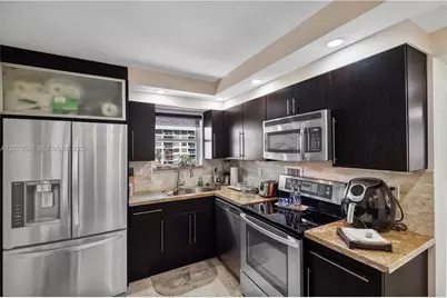 5555 Collins Ave #14B, Miami Beach, FL 33140 - Photo 5
