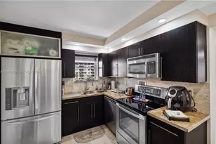 5555 Collins Ave, Miami Beach, FL 33140 - Photo 5