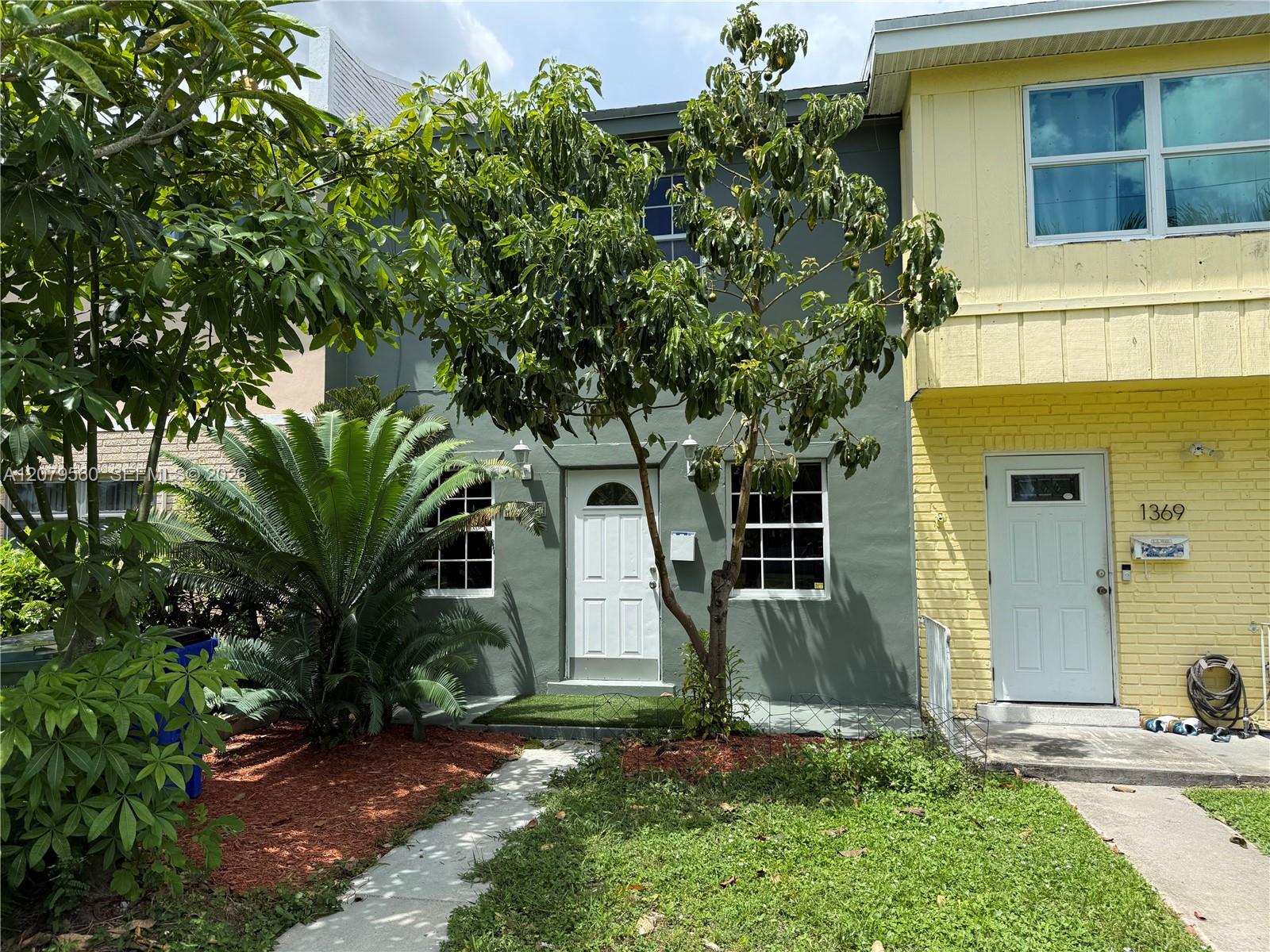 1367 NW 66th Ave #1367 - 1367 NW 66th Ave #1367, Margate, FL 33063 Luxury Property | Jose Angel Pina