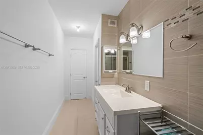 1950 S Ocean Dr #4E, Hallandale Beach, FL 33009 - Photo 19