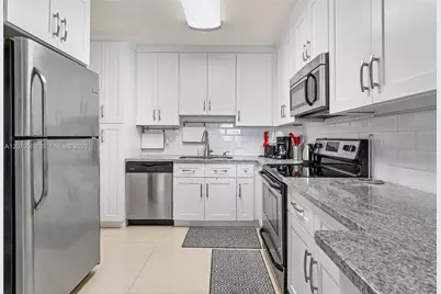 1950 S Ocean Dr #4E, Hallandale Beach, FL 33009 - Photo 11
