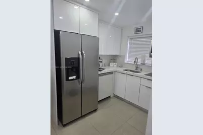 715 NW 30th Ct #1, Wilton Manors, FL 33311 - Photo 9