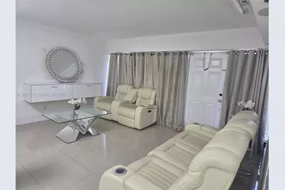 715 NW 30th Ct #1, Wilton Manors, FL 33311 - Photo 3
