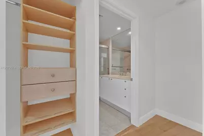 901 Brickell Key Blvd #609, Miami, FL 33131 - Photo 21