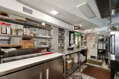 17010 W Dixie Hwy, North Miami Beach, FL 33160 - Photo 11