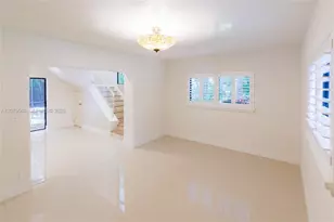 737 NW 4th St, Boca Raton, FL 33486 - Photo 15