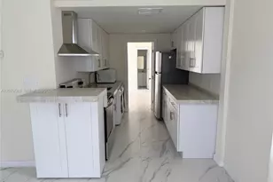 2754 NW 60th St, Miami, FL 33142 - Photo 5