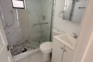 2754 NW 60th St, Miami, FL 33142 - Photo 15