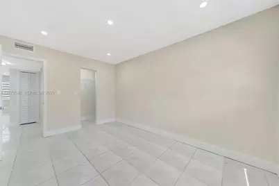4051 NE 13th Ave #57-3, Oakland Park, FL 33334 - Photo 17