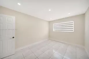 4051 NE 13th Ave, Oakland Park, FL 33334 - Photo 19