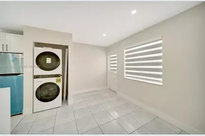 4051 NE 13th Ave #57-3, Oakland Park, FL 33334 - Photo 3