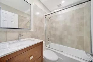 4051 NE 13th Ave, Oakland Park, FL 33334 - Photo 11
