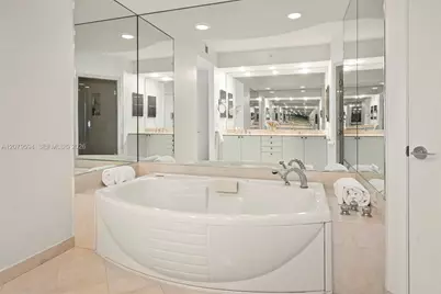 789 Crandon Blvd #1603, Key Biscayne, FL 33149 - Photo 33