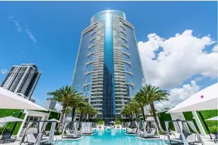 851 NE 1st Ave, Miami, FL 33132 - Photo 3