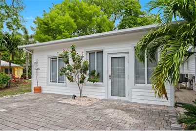 4 Transylvania Ave #B, Key Largo, FL 33037 - Photo 1